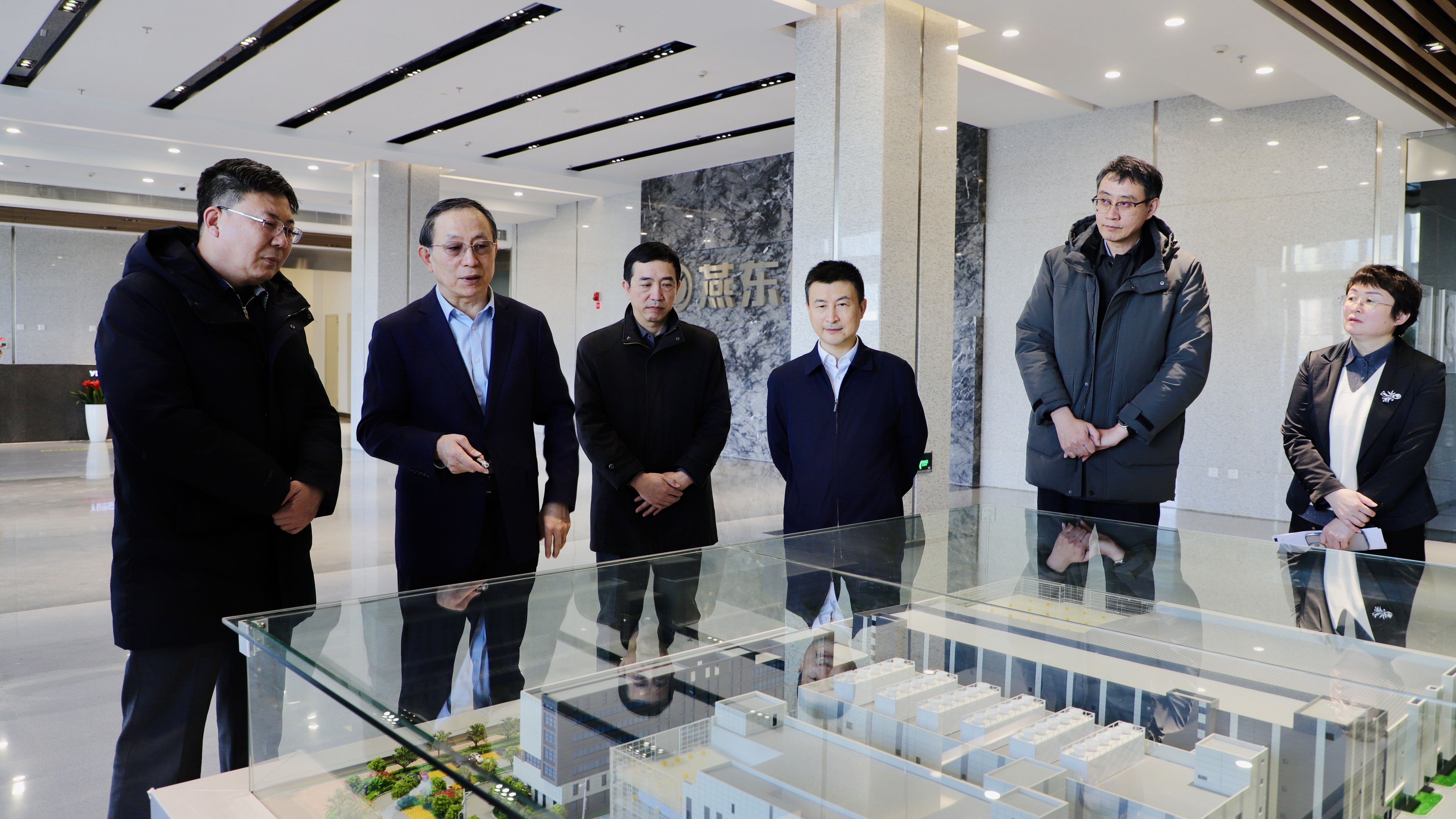 共建产教育人新模式，持续塑造发展新动能 ——北京市教委领导到tyc太阳微调研指导校企合作工作